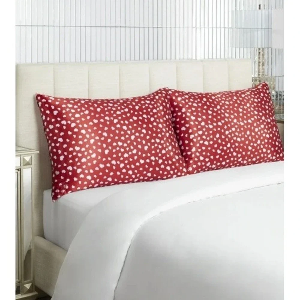Paris Hilton Red Satin Pillowcase Set w/ White Hearts Standard 2-Pack Valentines
